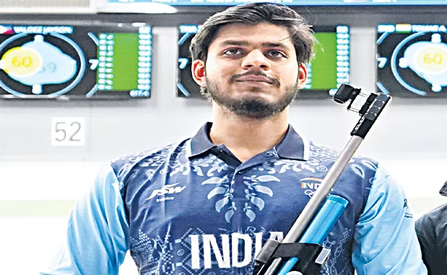 ISSF World Cup 2024: Divyansh Singh Panwar breaks 10m air rifle world record to win ISSF World Cup gold - Sakshi