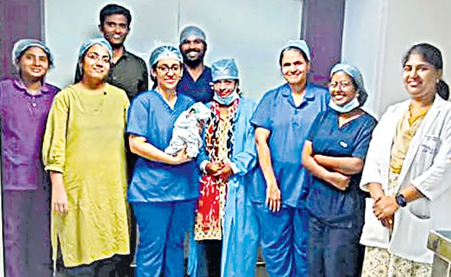 Doctors learn sign language to share infant progress with deaf dumb parents - Sakshi