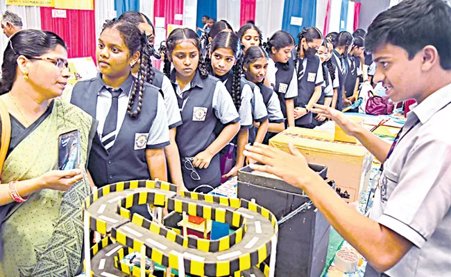 Southern Science Exhibition In Vijayawada - Sakshi