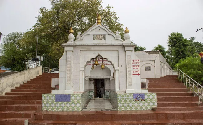 Shrangi Rishi Ashram People Uncle Calls lord Ram - Sakshi