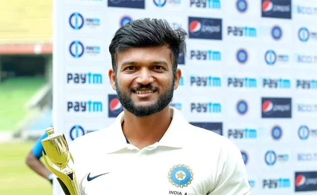 Ranji Trophy 2024: Jalaj Saxena Becomes The Third Indian Player Score 9000 Runs And 600 Wickets Across Domestic Formats - Sakshi