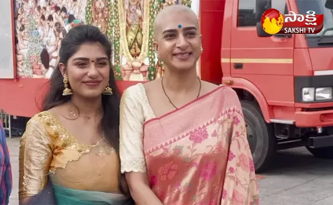 Actress Surekha Vani offers her hair at Tirumala