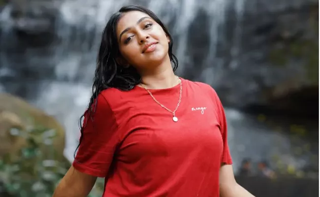 Actress Lakshmi Menon Open Her First Love Experience In School - Sakshi