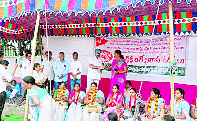 Clash Between TDP and Janasena Leaders in Prakasam District - Sakshi