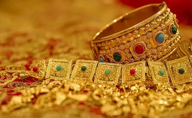 Sovereign Gold Bond Opens On 12 February To 16 Issue Price 6263 Rs - Sakshi