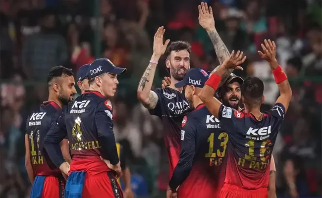 After Tom Curran, another RCB bowler doubtful for IPL 2024 - Sakshi