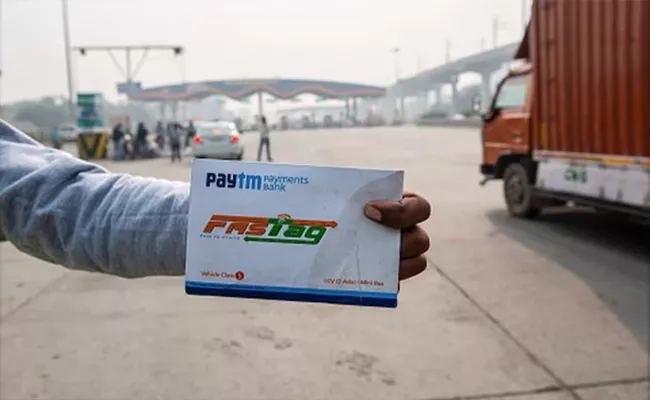 NHAI Omits Paytm From List Of Authorised Banks - Sakshi