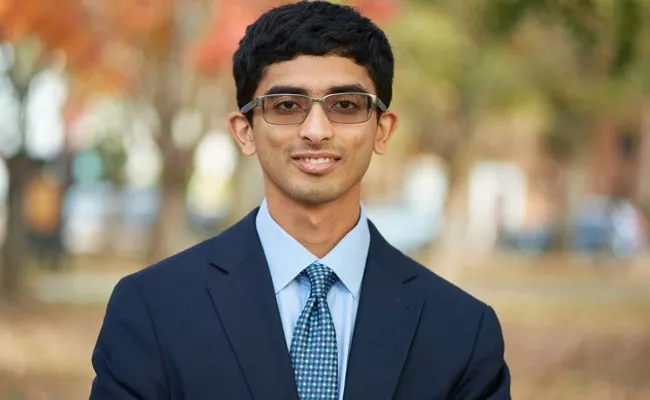 First Gen Z Indian American Candidate Ashwin Ramaswami Georgia Senate - Sakshi