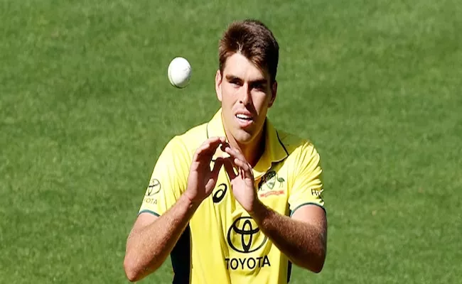 Aus vs WI 1st ODI Australia Debutant Xavier Bartlett Shines Won By 8 Wickets - Sakshi