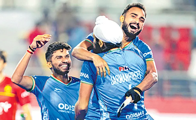 FIH Pro League: India Beat Spain In Shootout Thrilling Win - Sakshi