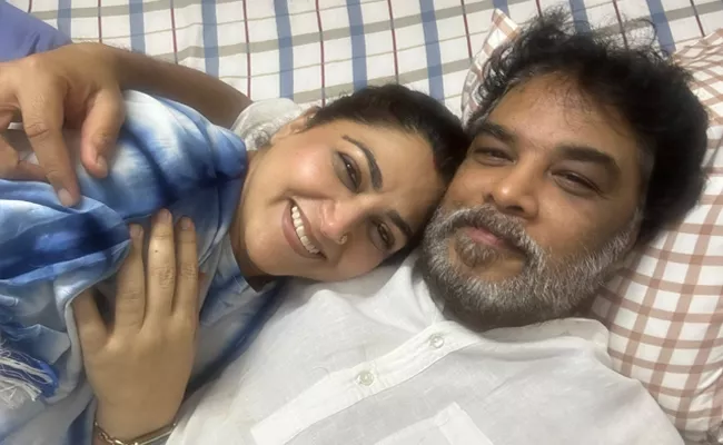 Kushboo Shares Her Love Proposal By Sunder C post Goes Viral - Sakshi