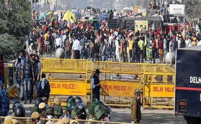 SKM Hold Tractor March On Highways Towards National Capital - Sakshi