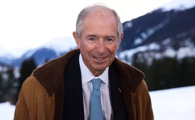 Blackstone CEO Steve Schwarzman took home 896 7 million usd last year - Sakshi