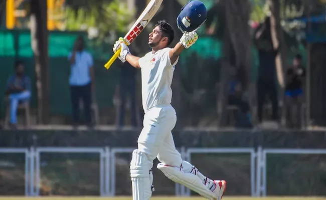  Musheer Khan hits maiden double hundred to rescue Mumbai in quarters - Sakshi