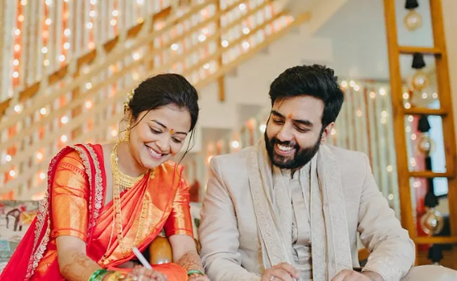 Music Producer Cum Composer Yashraj Mukhate Marries Alpana - Sakshi