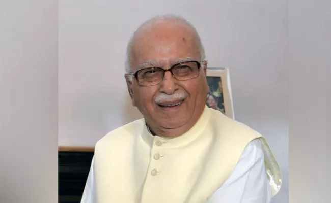 BJP Senior LK Advani Will Be Conferred Bharat Ratna - Sakshi