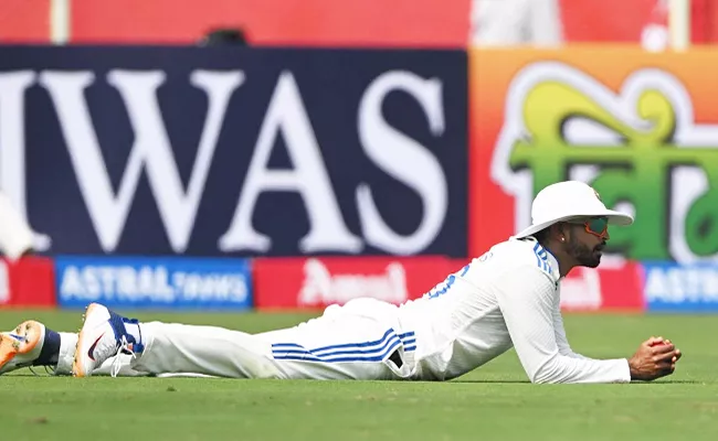 Ind vs Eng 2nd Test Vizag Day 2 Iyer Brilliant Catch Dismiss Dangerous Crawley - Sakshi