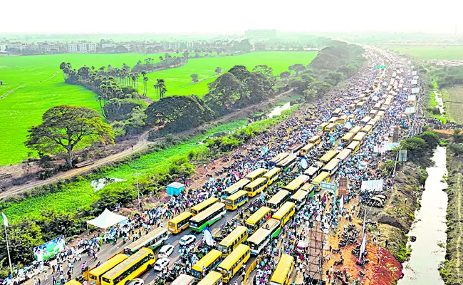 Lakhs of people attended to Denduluru meeting - Sakshi