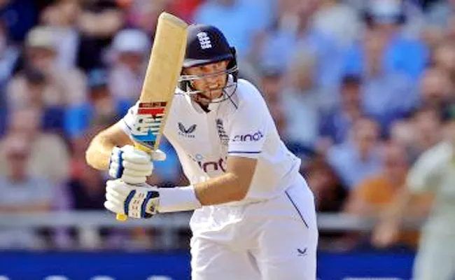 Ind vs Eng 2nd Test: Root Joins Elite Club Despite Early Dismissal by Ashwin - Sakshi