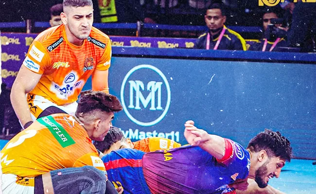 Pro Kabaddi League 10 Puneri Paltan Qualifies For PlayOffs After Thrilling Win - Sakshi