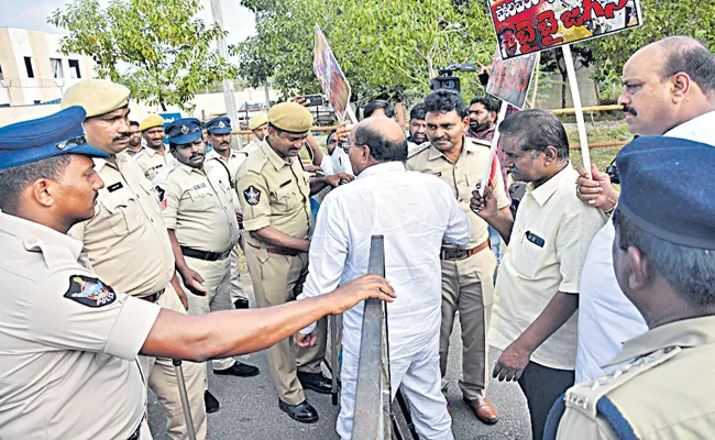 TDP high drama at Andhra Pradesh assembly - Sakshi