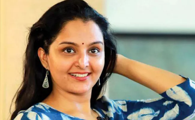 Manju Warrier Comments About Husband Dileep Latest - Sakshi