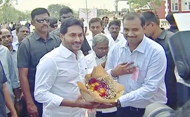 LIVE Updates: AP CM YS Jagan Pulivendula Tour Details - Sakshi