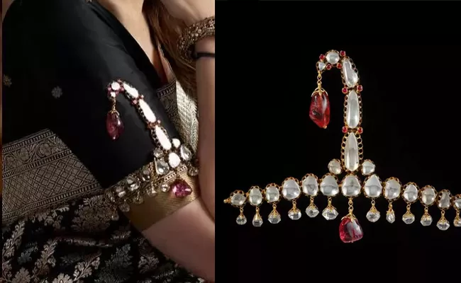 Nita Ambani Wore Mughal Emperor Shah Jahan Kalgi Bajuband Worth More Than Rs 200 Crores - Sakshi