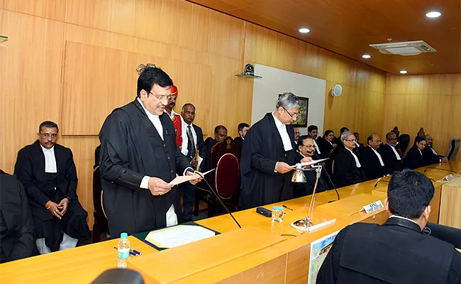 Two Judges Oath In AP High Court - Sakshi