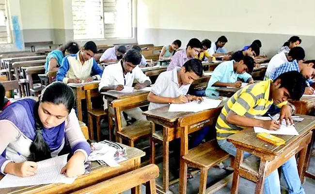 Telangana Government Gave Permission To Conduct TET Exam - Sakshi