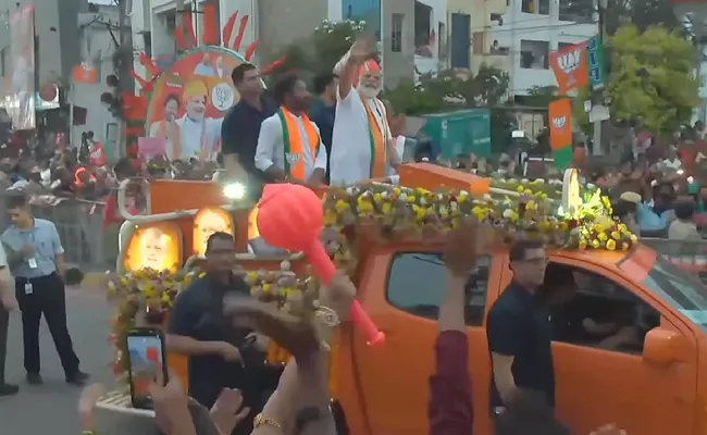 Pm Modi Road Show In Malkajgiri Hyderabad - Sakshi