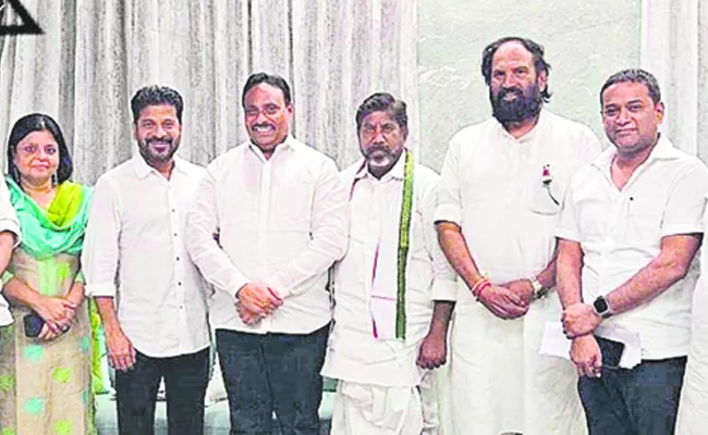 BRS MP Pasunuri Dayakar and BRS MLA Prakash Goud Meet With CM Revanth Reddy - Sakshi