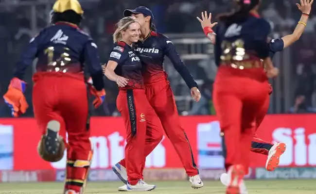 WPL2024 Royal Challengers Bangalore Victory On Delhi Capitals - Sakshi