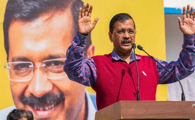 Kejriwal Skips Ed Enquiry In Delhi Jalboard Case - Sakshi