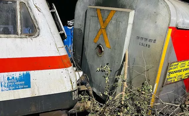 Sabarmathi Superfast Rail Derailed In Rajastan - Sakshi