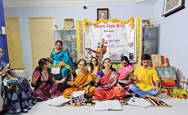 Swaralaya Thyagaraja Aradhanotsavam at singapore - Sakshi