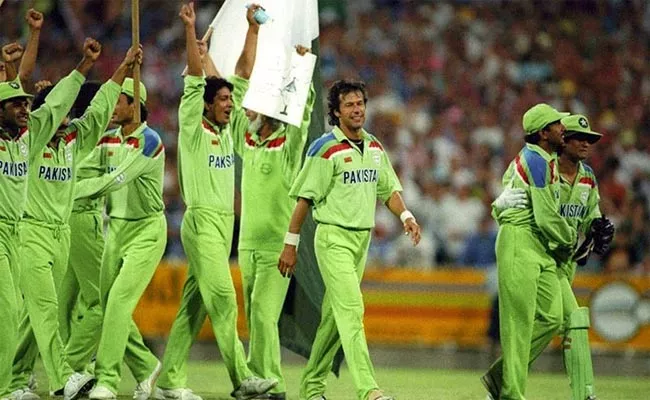 Former Pakistan Cricket Team Captain Saeed Ahmed Passes Away - Sakshi