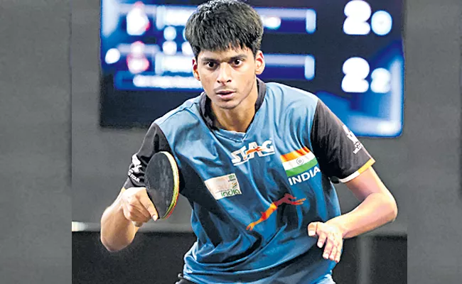 Snehit in the quarters - Sakshi