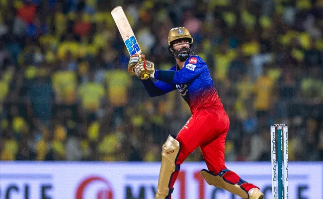  Dinesh karthik fighting innings against chennai super kings - Sakshi