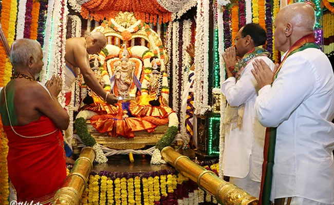 Sri Malayappa Swamy along with Sridevi and Bhudevi took out a colourful ride - Sakshi