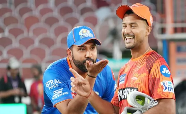 IPL 2024: Rohit Sharma Flying Kiss To Mayank Agarwal SRH Delete Photo after Posting - Sakshi