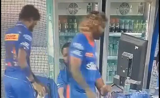 IPL 2024 SRH VS MI: Hardik Pandya Unusual Behaviour With MI Bowling coach Lasith Malinga - Sakshi