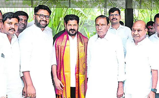 BRS Leader Madan Reddy Meet CM Revanth Reddy - Sakshi