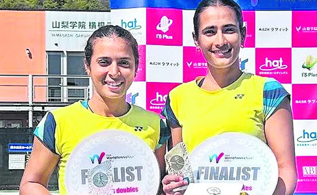 Runnerup Ankita and Rutuja Jodi - Sakshi