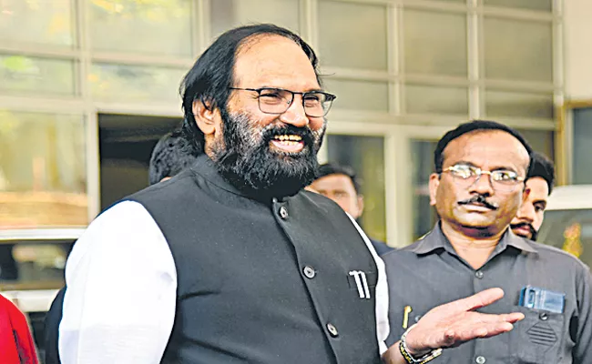 Uttam Kumar Reddy Fires On BJP Govt - Sakshi