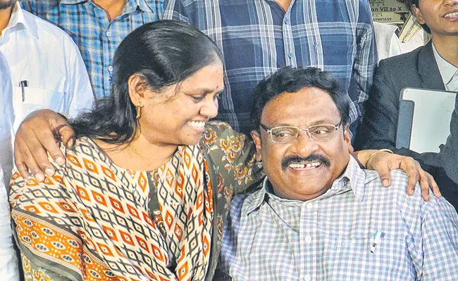 BackBack GN Saibaba released from Nagpur Central Jail after acquittal in Maoist link case - Sakshi