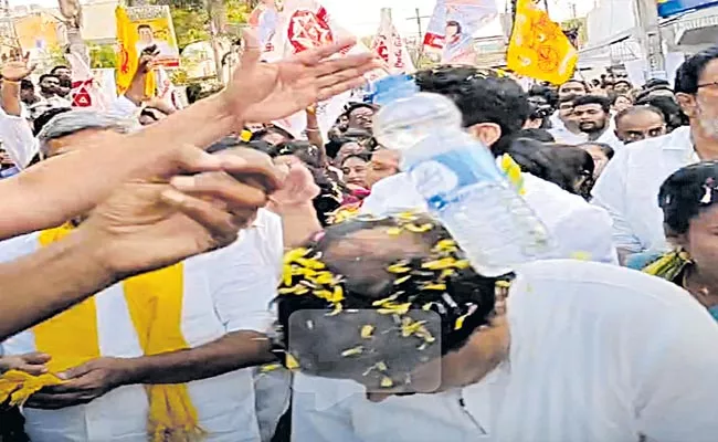 Attacked With Water Bottle On Nadendla Manohar - Sakshi