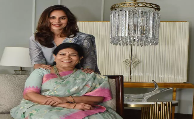 Upasana Konidela Tweet On Womens Day About Her Mother In Law - Sakshi