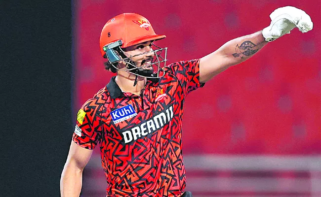 Sunrisers Hyderabad win by 2 runs vs Punjab Kings - Sakshi