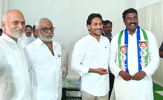 AP: Many Political Leaders Joined In YSRCP - Sakshi